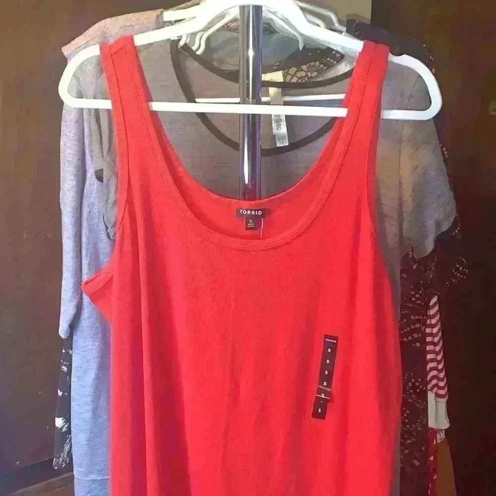 Torrid Cotton Rib Double Scoop Neck Tank Top Red Size 3X & 4X - Picture 3 of 7